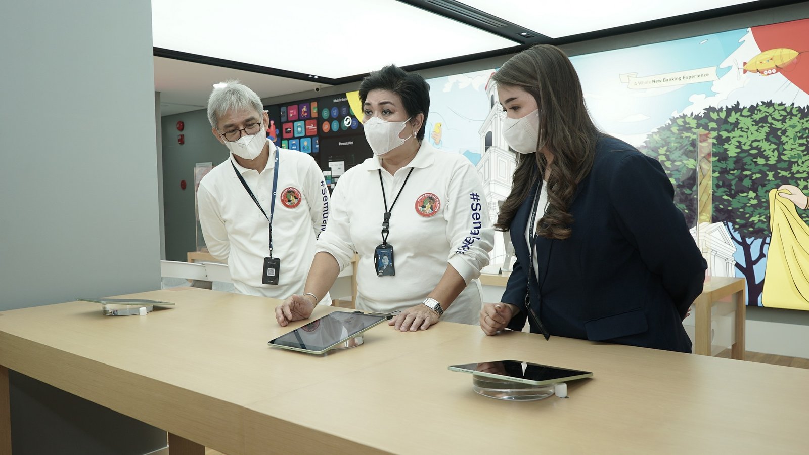 Model Branch Tour - Penjelasan Oleh Tim PermataBank