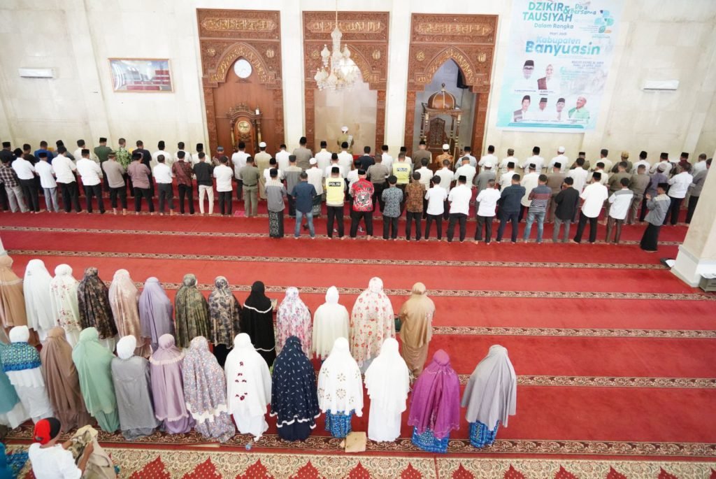 Hani S Rustam Hadiri Dzikir, Tausyiah Dan Doa Bersama Dalam Rangka HUT Kabupaten Banyuasin Ke-22
