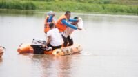 Hani S. Rustam Tabur 10 ribu Benih Ikan di Boom Berlian Pada Rangkaian HUT Banyuasin ke-22 Tahun