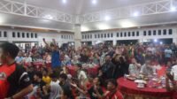Pemkab Banyuasin Gelar Nobar, Ratusan Warga Padati Rumdin Bupati