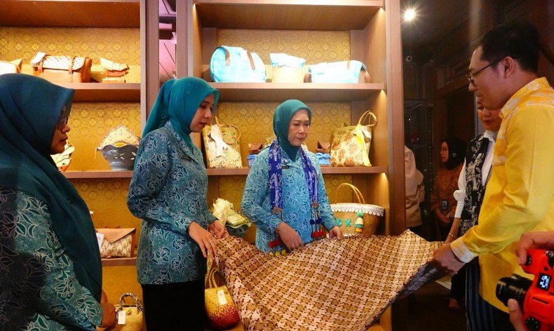 BAtik2
